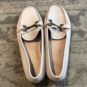 Salvatore Ferragamo Women's cream Loafers with Silver Buckle